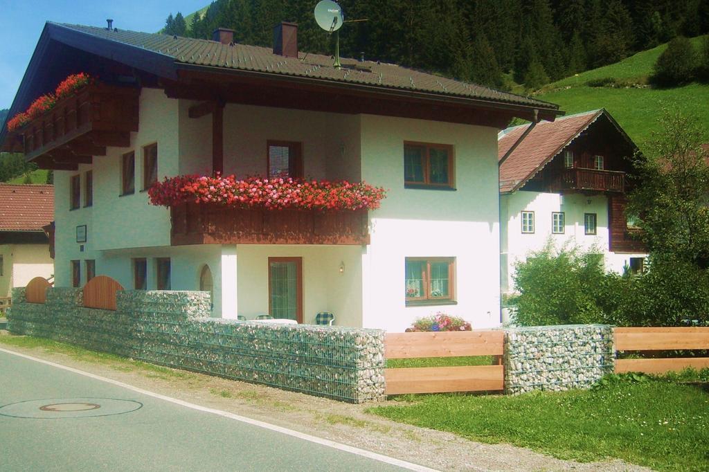 Gasthof Zur Einkehr Sankt Leonhard im Pitztal Ruang foto