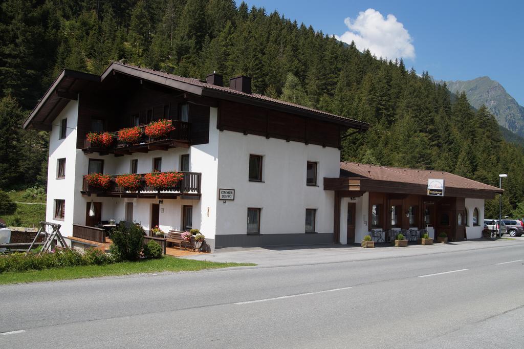 Gasthof Zur Einkehr Sankt Leonhard im Pitztal Bagian luar foto