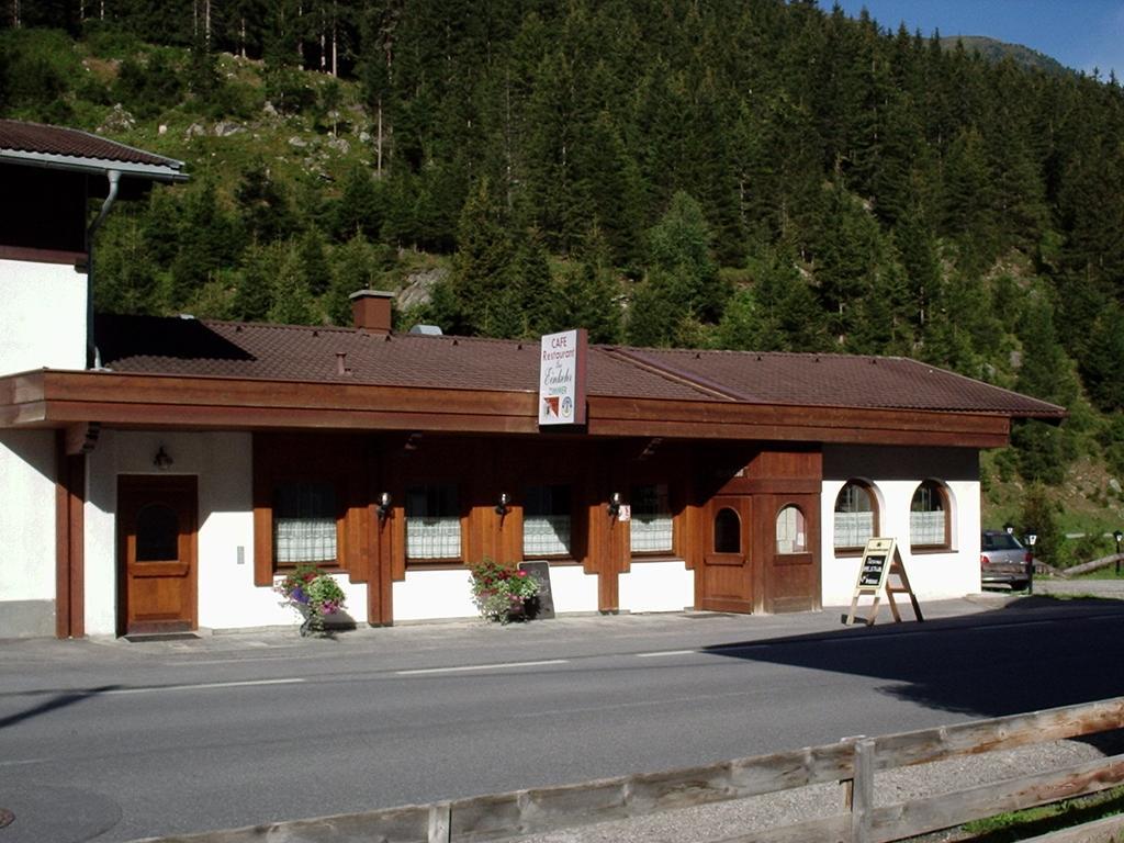 Gasthof Zur Einkehr Sankt Leonhard im Pitztal Bagian luar foto